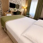 Laodikya 3*