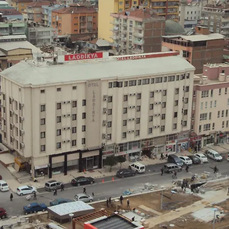 老迪卡亚酒店 3*